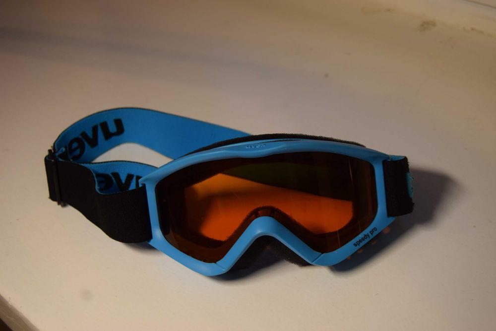 dziecięce gogle narciarskie UVEX speedy pro