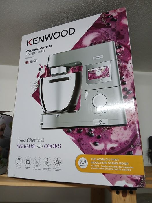 Robot de cozinha kenwood, como novo.