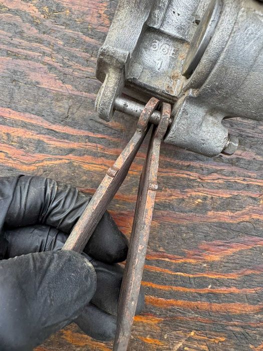 nissin zacisk jarzmo przod przedni suzuki rm rmz rmx 125 / 250 / 450