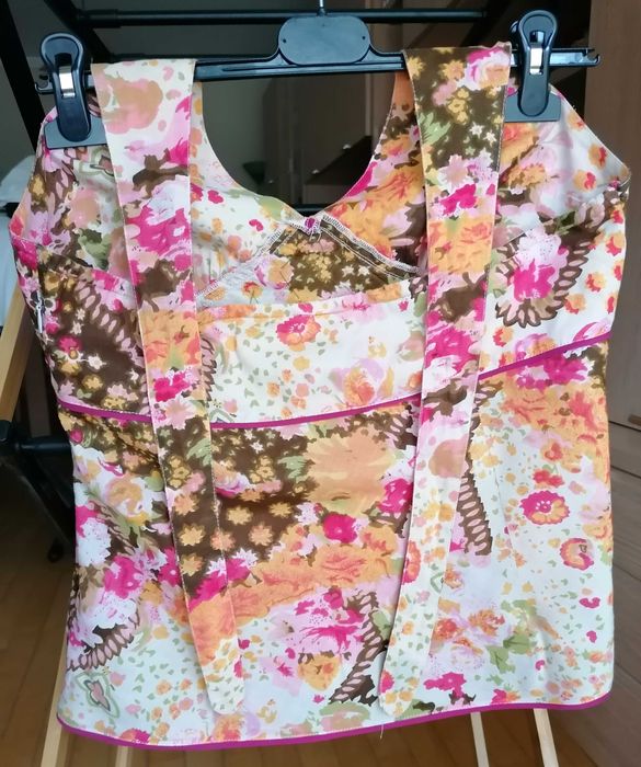 Top Colorido sem Costas