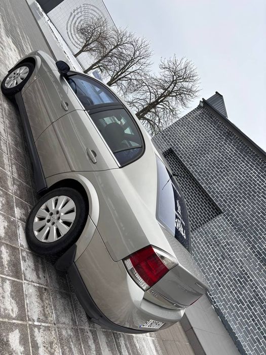 Продам Опель вектра с на автоматі, газ/бензин