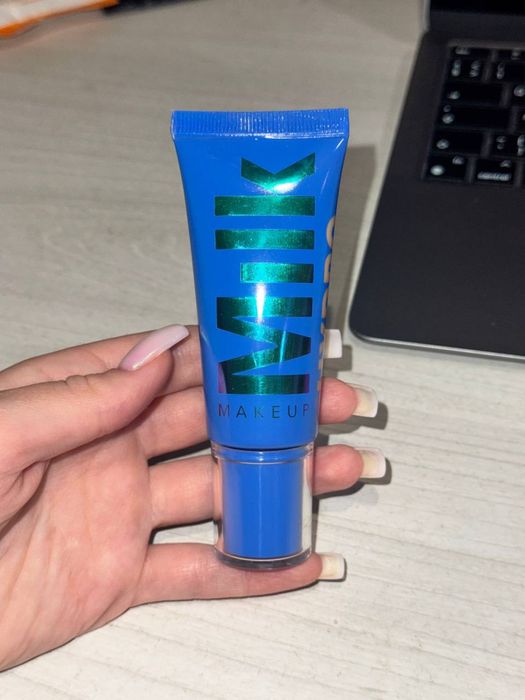 Тональний крем Milk Makeup