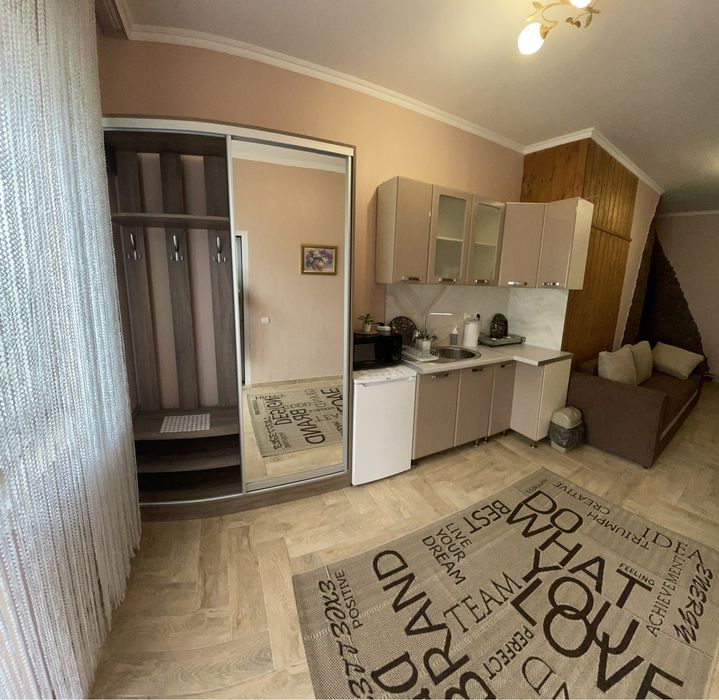 кімнати подобово  будинок