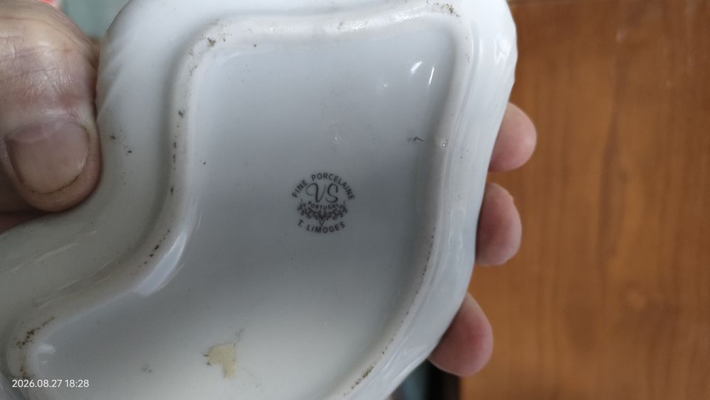 Caixa Guarda-Joias Vintage em Porcelana Fina "VS Portugal / Limoges"