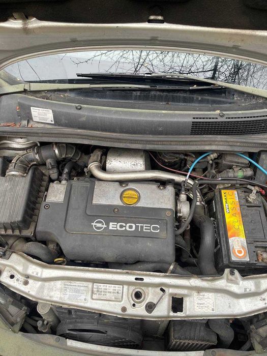 Opel Zafira 2001 2l дизель
