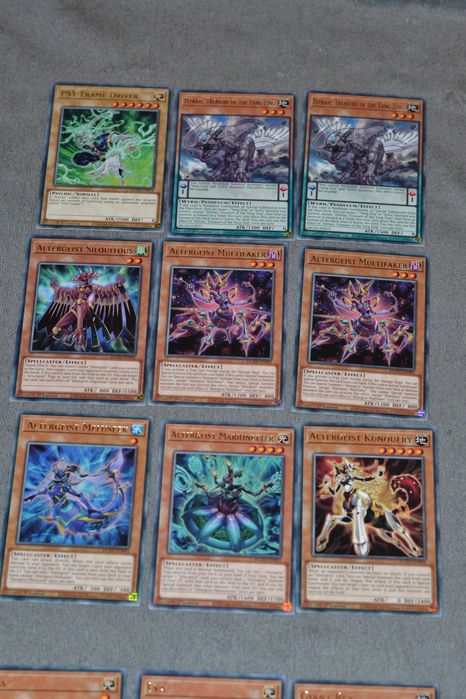 Vendo Colecção Yu-Gi-Oh Maximum Gold El Dorado