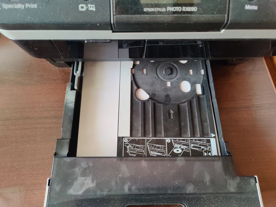 Багатофункціональний пристрій Epson Rx 690 + СНПЧ