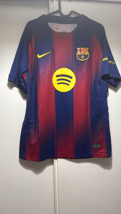 Camisola FC Barcelona Principal Época 2024/2025 - Tamanho M (Nova)