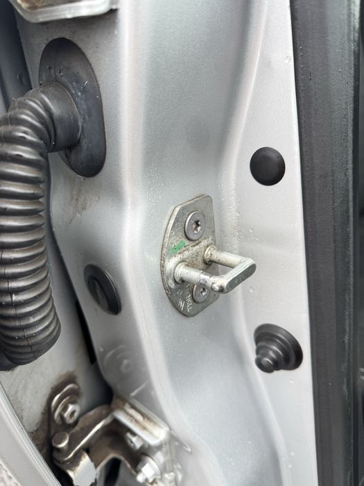 Renault logan 131т пробег не бит не крашен гбо 4