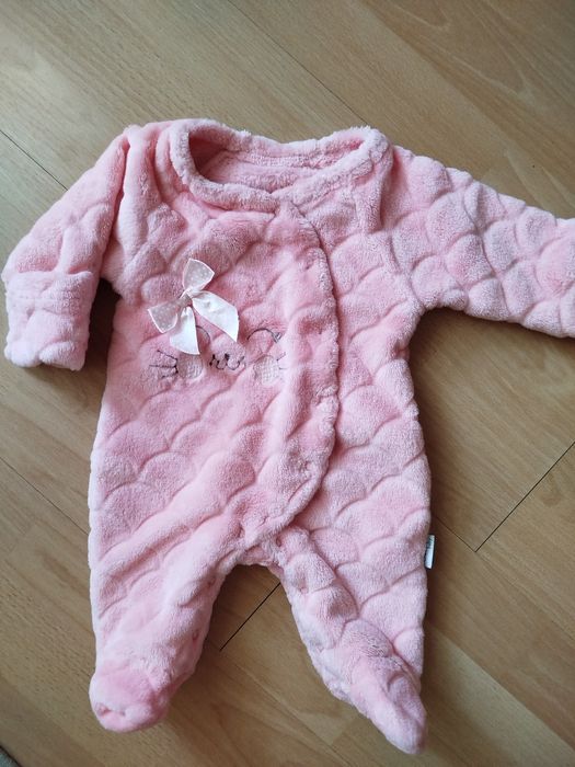 Бодік гарнющий теплий, довжина 52 см, підійде до 3місяців.