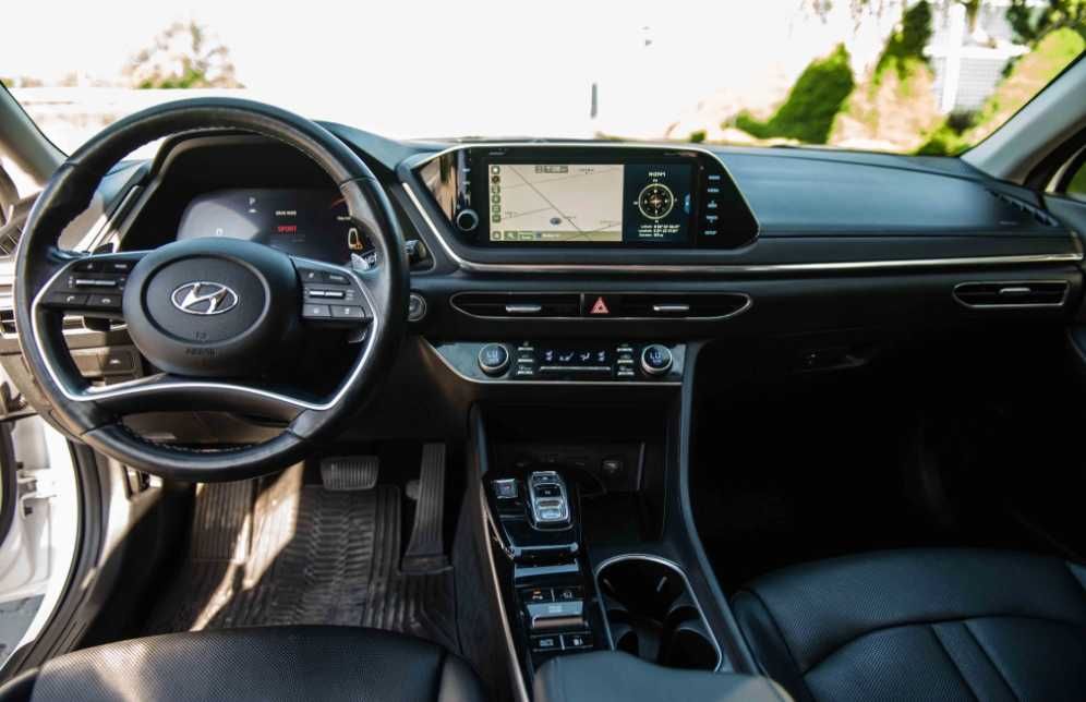 Hyundai Sonata  2021