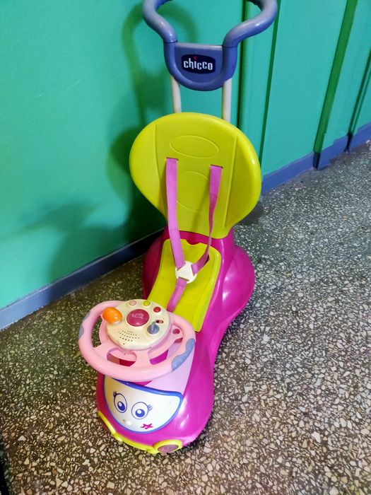 Jezdzik pchacz Chicco