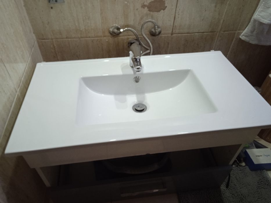 Vendo lavatório novo igual ao da foto por 40 euros