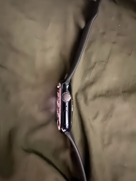 Apple Watch Series 8 (GPS) 45мм Алюминий
