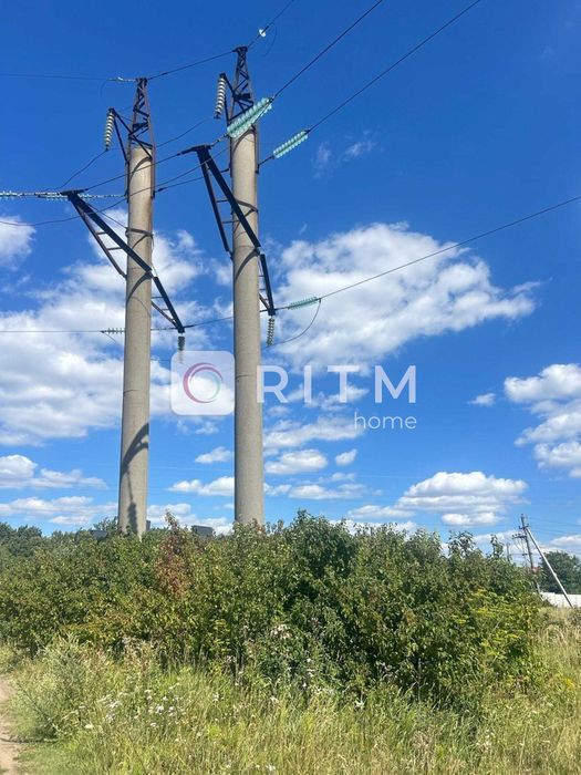 Продаються перспективні земельні ділянки  район вул. Тролейбусна.
