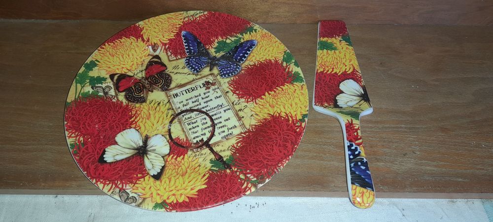 Вазы. Блюда. Фруктовница.