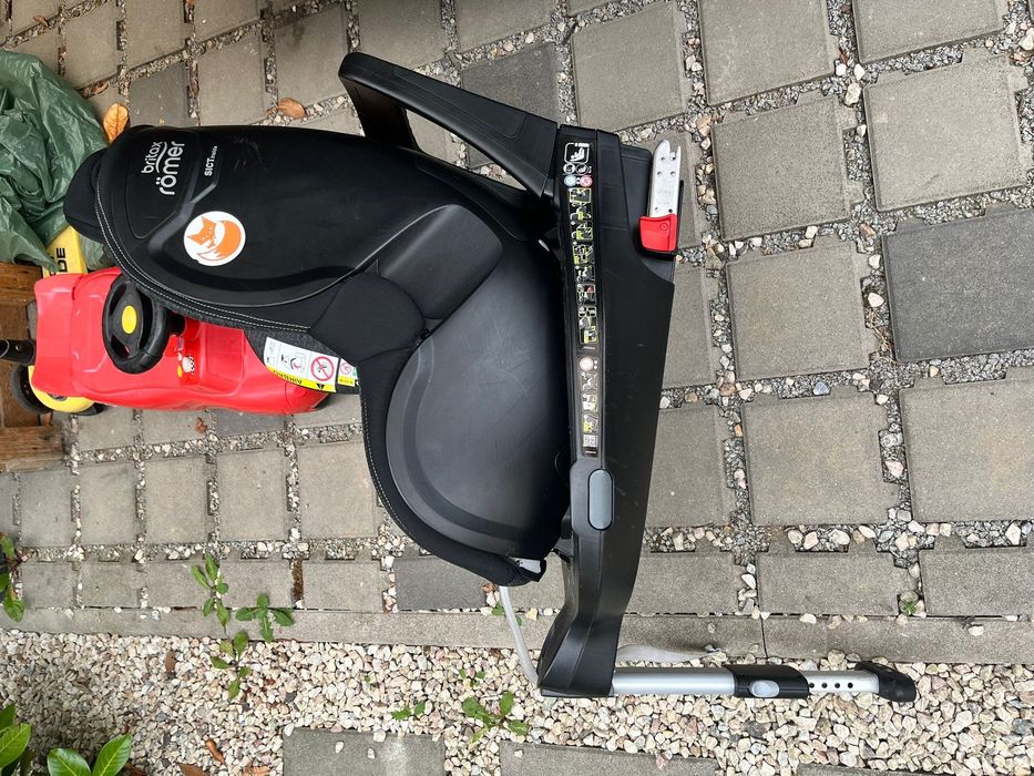 Fotelik Britax obrotowy