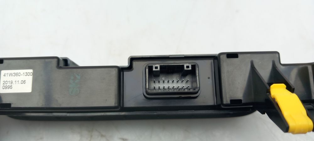 Botão / interruptor 4 piscas KIA Ceed (CD)