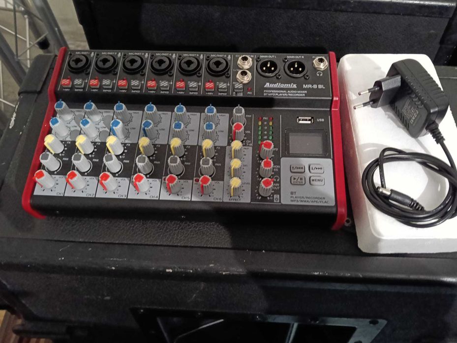Equipamento Luz e som