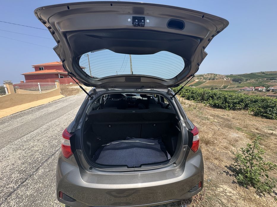 Toyota Yaris Hibrido