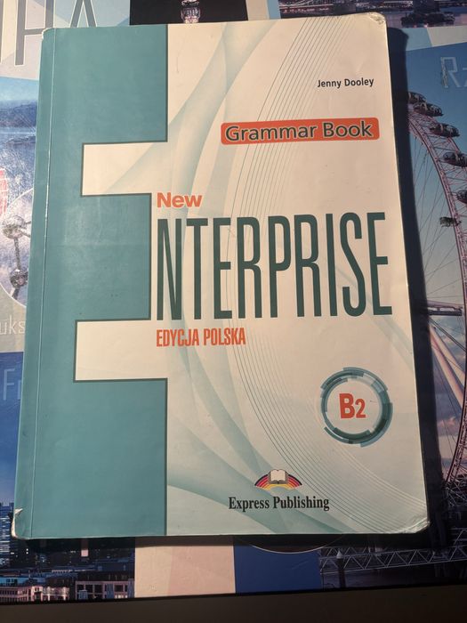Ksiażka Grammar Book New Enterprise B2