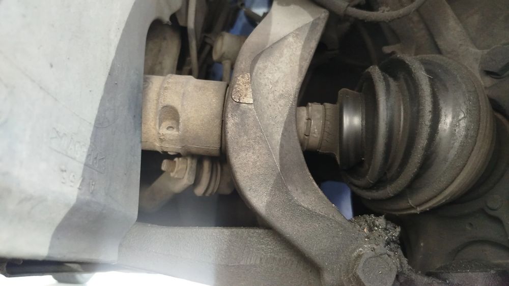 Transmissão frente esquerda ALFA ROMEO 147 (937_)
