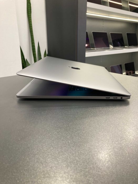Ноутбук MacBook Pro 15” 2018 i7/32/512 + 4 ГАРАНТІЯ 95653