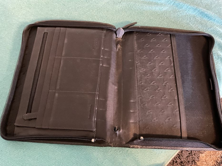 Pasta em pele Camel Active