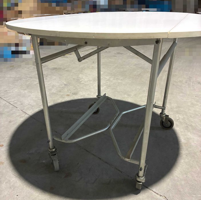 Mesa Retrátil com rodas - Qtd. 2 Und.