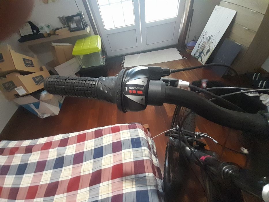 Bicicleta em estado novo