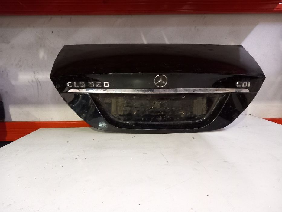 Tampa de mala Mercedes CLS