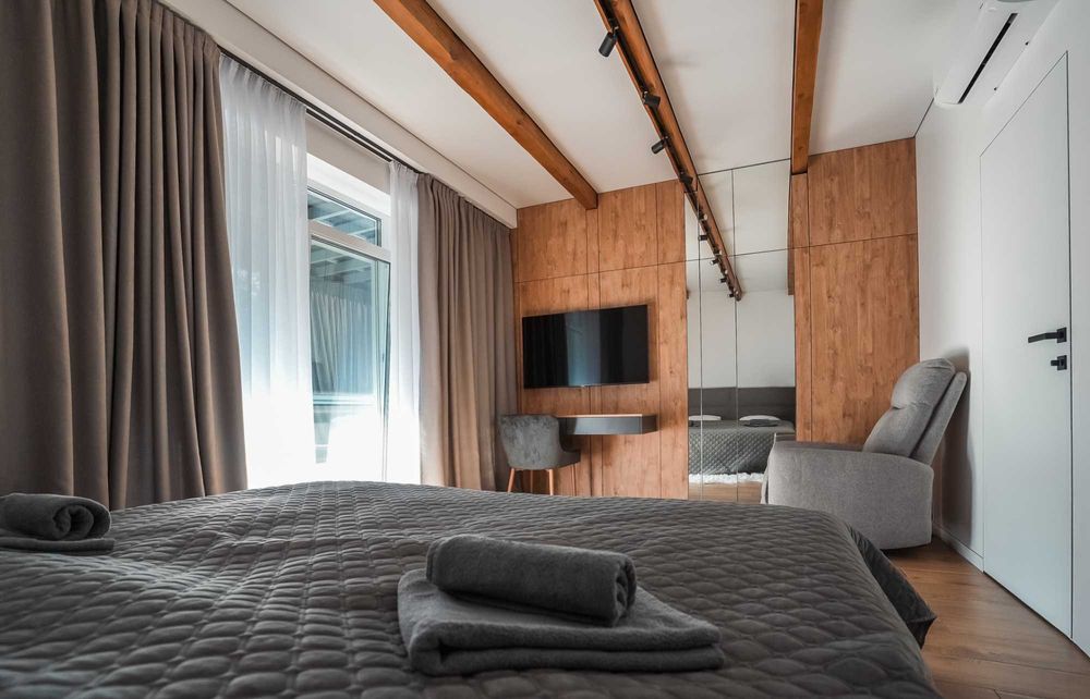 Подобова оренда будинків у лісі з чаном та лазнею, приватна територія