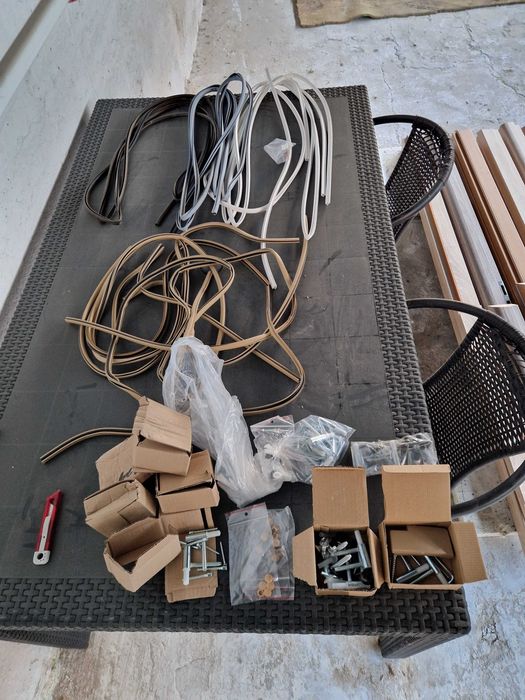 Ościeżnice - różne kolory