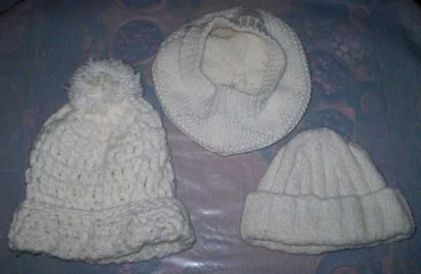 Шапки на холодный период разные.Балаклава пр-во Польша.  Недорого.