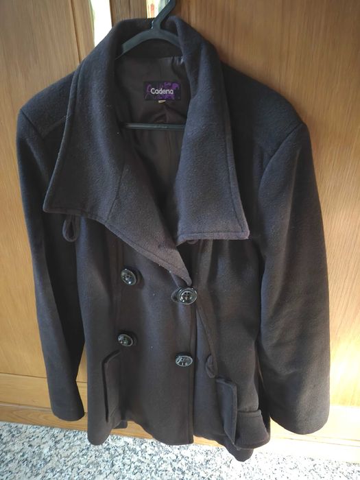 Casaco castanho quente