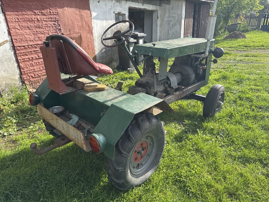 Traktorek sam  silnik s7
