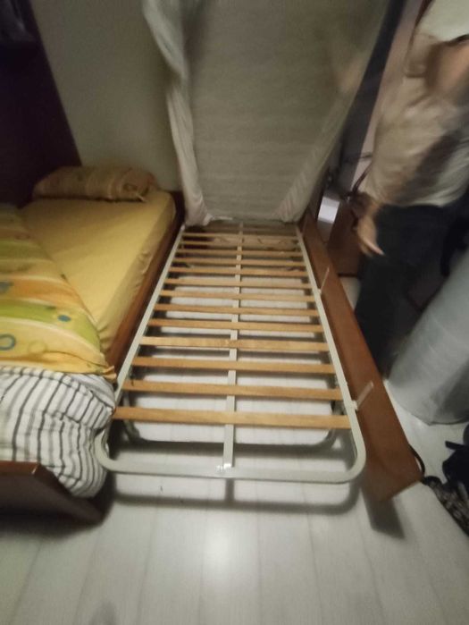 Cama dupla de solteiro com arrumação 1mx2,05m de madeira maciça