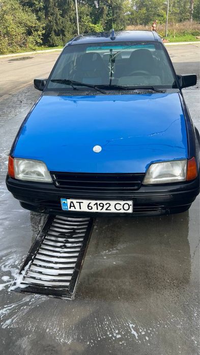 Продам опель кадет 1990 року