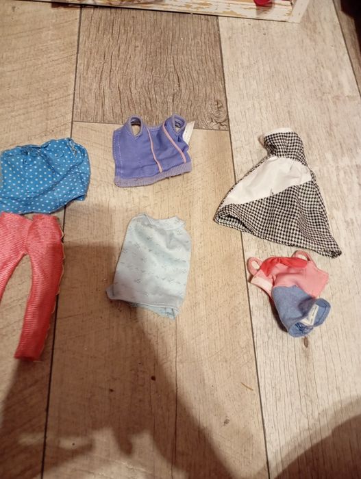 Zestaw ubranek dla lalek Barbie