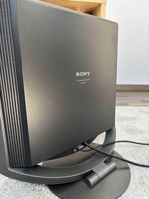 Monitor SONY TFT LCD COLOR computer display