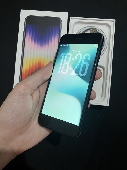 Смартфон Apple iPhone SE 3 (2022) 4/64ГБ Midnight A2595 89% IOS 26.5