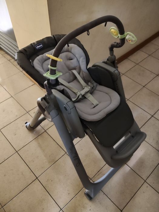 Cadeira Chicco Polly magic