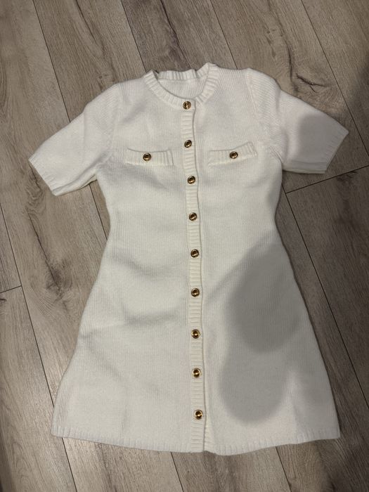 Сукня стильна, біла