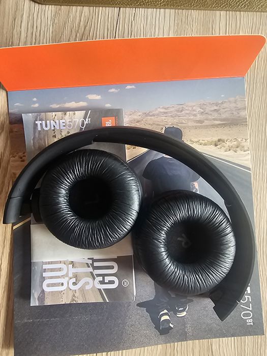 Słuchawki JBL TUNE 570 BT