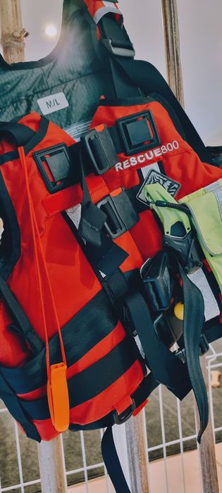 Palm Rescue 800 .