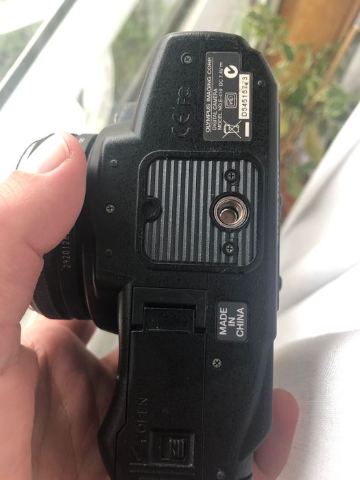 Olympus E-410 - 4/3 (Apenas corpo)