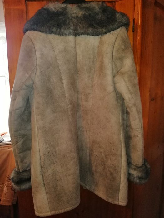 Продається штучна дубленка.