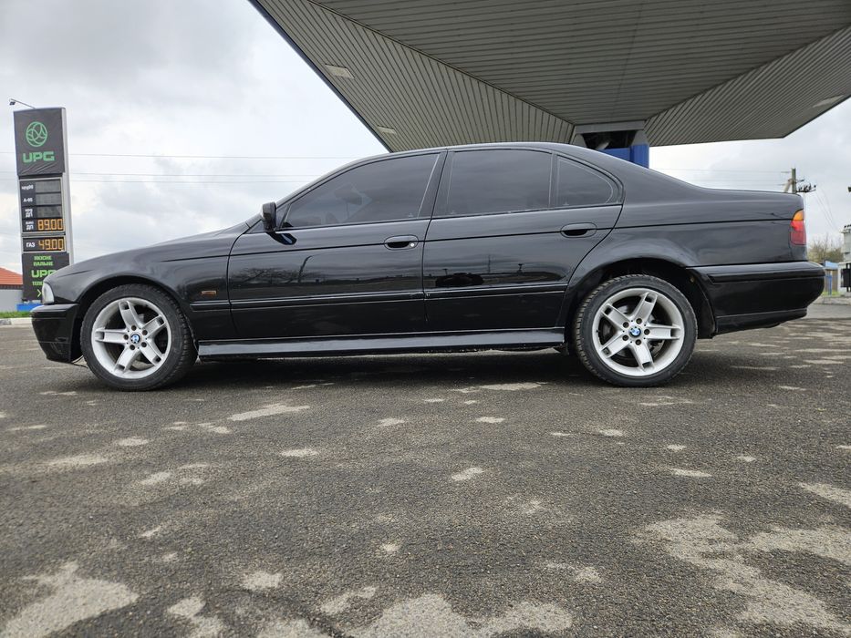 BMW e39 2000 рік