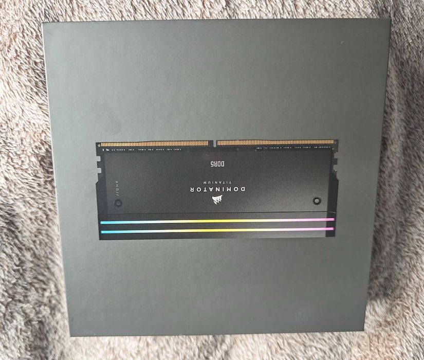Corsair Dominator Titanium RGB DDR5 RAM 96GB (2x48GB) 6600 Cl32