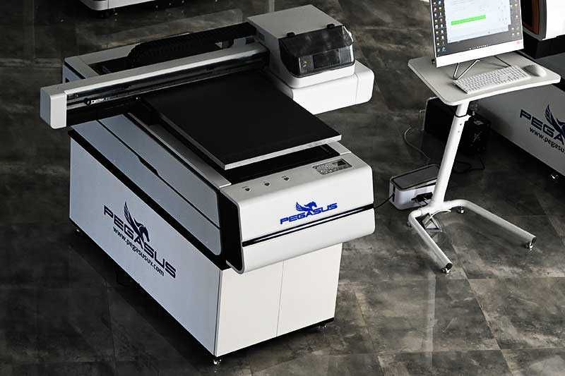 Drukarka UV - PEGASUS AXIS 5th Gen. Druk UV, UV DTF, Do gadżetów